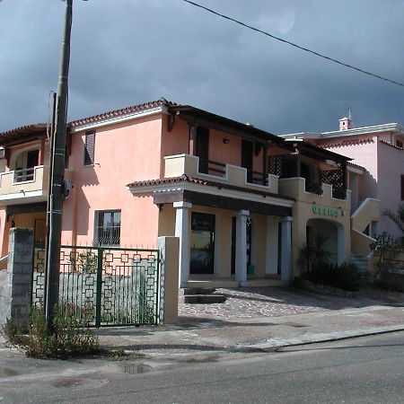 Domo 'E Chelu Apartamento Orosei Exterior foto